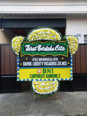 Papan Bunga Duka di Kembangan Selatan